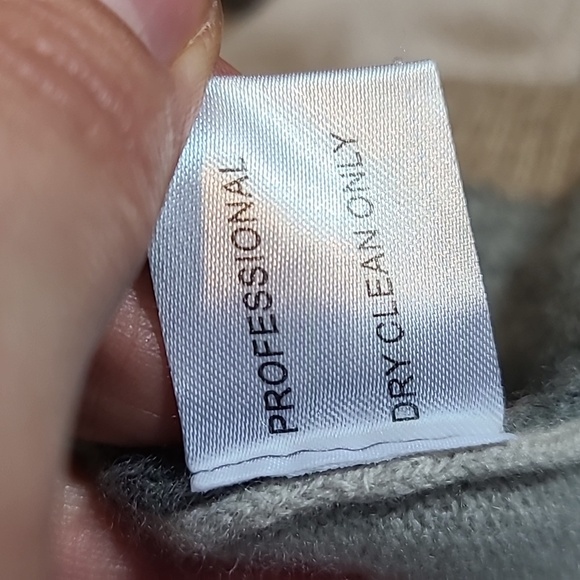 Cullen Cashmere Sweater Size Medium Luxury Mocha Minimalist Academia Old Money - Picture 14 of 14